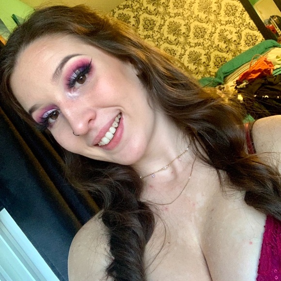 Meet your Posher, Shelby - Picture 1 of 1